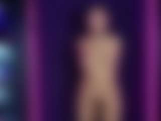 Live cam show with SamyCooper - Petite on Hubzter Live