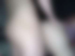Live cam show with ScallyMilana - Cock Rating on Milfs Live