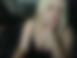 Live cam show with ScallyMilana - Doggy on Lustler