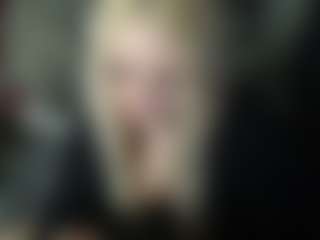 Live cam show with ScallyMilana - Blondie on Streamer API