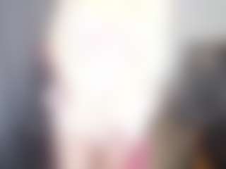 Live cam show with ScallyMilana - Tease on sexylive.show