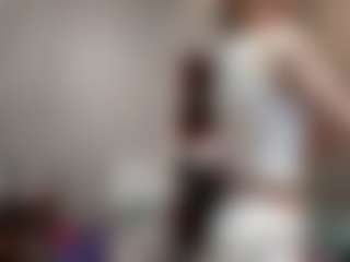 Live cam show with ShondraGerache - Gagging on Camiplay Live