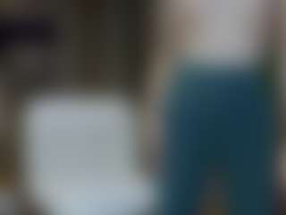 Live cam show with SiennaShapiro - Blue Eyes on CamwithHer
