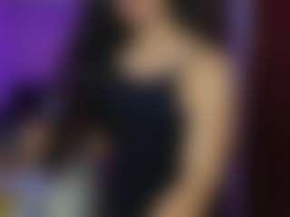 Live cam show with sweetSara2 - Muscular on SxyPornLive