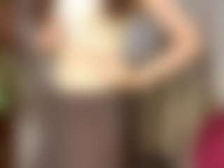 Live cam show with ThiCourtwright - Granny Dildo on Camsoda Late Night