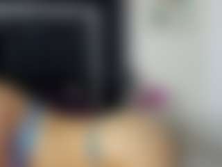 tiiana-moon's Live Sex Cam Show