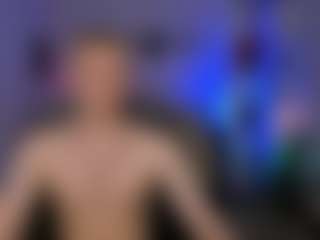 Live cam show with eric-nova - Chubby on CamClone