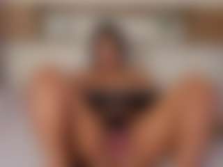 Miamonrroe1's Live Sex Cam Show