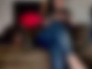 MissSilvanessa's Live Sex Cam Show