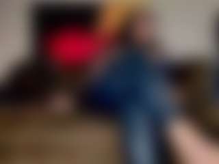 MissSilvanessa's Live Sex Cam Show