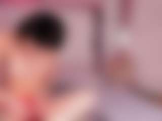 Live cam show with roxieblake - Facial on https://playwithruby.com