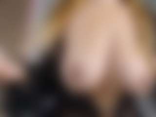 AnneliseBliss's Live Sex Cam Show