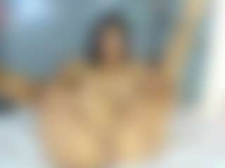 Live cam show with CarolinaSantana - Grey on Cam Slut