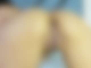Live cam show with CarolinaSantana - Blowjob on Camsoda
