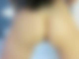 Live cam show with CarolinaSantana - Athletic Bedroom on Camsoda