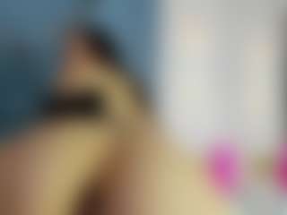 Live cam show with CarolinaSantana - Foot Fetish on Camsoda