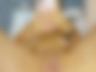 Live cam show with CarolinaSantana - Sexwebcam Brown Hair on Camsoda