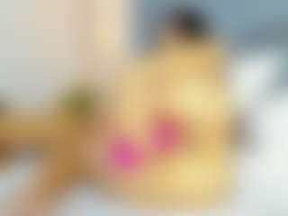 Live cam show with CarolinaSantana - Athletic Big Ass on Camming Site