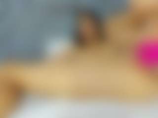Live cam show with CarolinaSantana - College Brown Hair on Streamer API