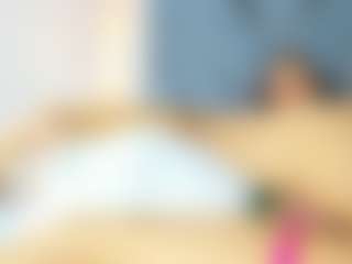 Live cam show with CarolinaSantana - Bedroom on CamwithHer