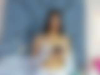 Live cam show with CarolinaSantana - Bedroom on Camsoda