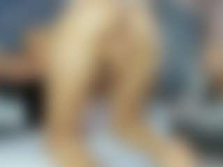 Live cam show with CarolinaSantana - Lovense on Camsoda