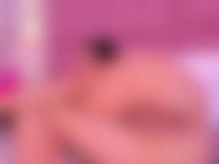 Live cam show with CarolinaSantana - Athletic BBW on Mixed Magazine Live