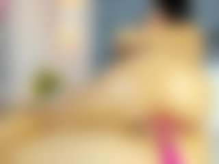 Live cam show with CarolinaSantana - Big Tits Small Tits on StripNow