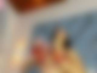 Live cam show with CarolinaSantana - Curvy Small Tits on slutload
