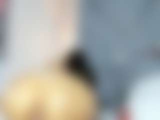 Live cam show with CarolinaSantana - Athletic Small Tits on sexylive.show