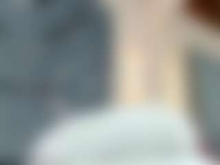 Live cam show with CarolinaSantana - Curvy Small Tits on nudelive.tv