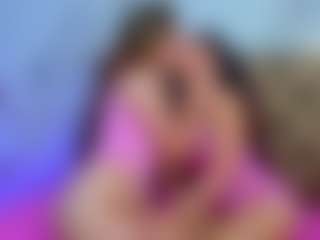 Live cam show with Cristin-Petite - College Teen (18+) on Soda Cam