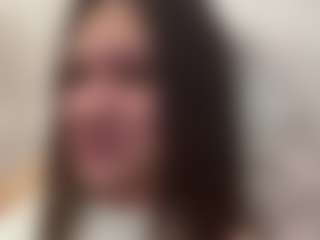 DonettaChochrek's Live Sex Cam Show