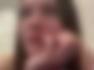 DonettaChochrek's Live Sex Cam Show