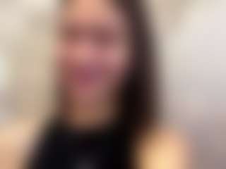 Live cam show with DonettaChochrek - Lush Brown Hair on fapnchat