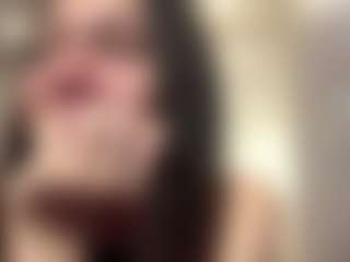 DonettaChochrek's Live Sex Cam Show