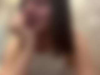 DonettaChochrek's Live Sex Cam Show
