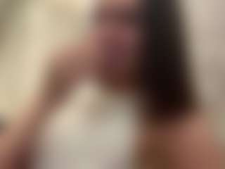 DonettaChochrek's Live Sex Cam Show