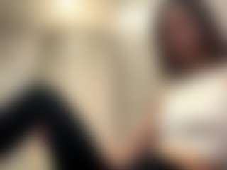 Live cam show with DonettaChochrek - Petite Young Adult on boobsie.com