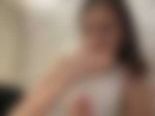 Live cam show with DonettaChochrek - Ahegao on Uber Horny