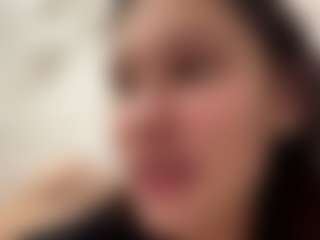 Live cam show with DonettaChochrek - Genital Piercings on Soda Cam