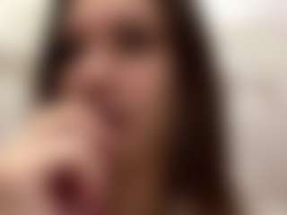 DonettaChochrek's Live Sex Cam Show