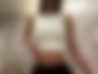 Live cam show with DonettaChochrek - Body Massage on Camsoda