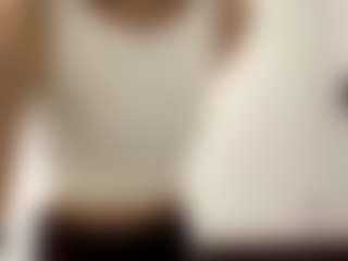 Live cam show with DonettaChochrek - Brown Hair Petite on Camsoda