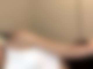 Live cam show with DonettaChochrek - Dildo Or Vibrator on Camsoda