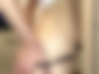 Live cam show with DonettaChochrek - Nipple Piercings on Camsoda