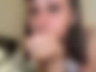Live cam show with DonettaChochrek - Brown Hair on Camsoda