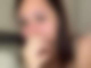 Live cam show with DonettaChochrek - Bikini on Soda Cam
