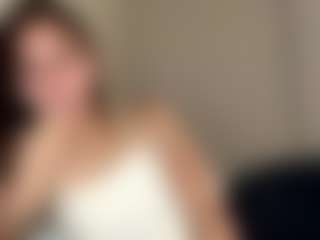 Live cam show with DonettaChochrek - Bikini on CamClone