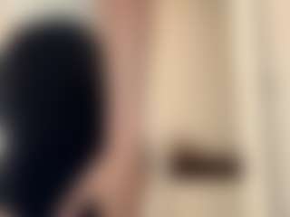Live cam show with DonettaChochrek - Public Brown Hair on Camsoda